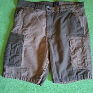 Levi's Men's Brown Cargo Shorts